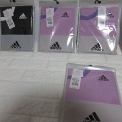   カテゴリトップ > ブランド > adidas カテゴリトップ > メンズ > メンズ インナートップス > 半袖インナー カテゴリトップ > レディース > レディース カテゴリトップ > レディース > インナートップス > 半袖インナー     ■商品詳細  男女どちらもお使いいただけるジェンダーフリー設計です。汗をかいてもすばやく乾きます。 綿混素材での画像