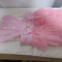 ワンちゃん服　いろいろ　３００円で　本日限り　メルカリに出すと送料がかかるの画像