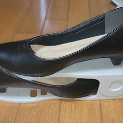 シューズホルダー 靴収納 4段階調整可能 滑り止め付きの画像