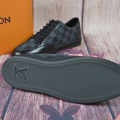 商品説明 【ルイ・ヴィトン】 LOUIS VUITTON  ブラック×グレー スニーカー ダミエ  靴の画像