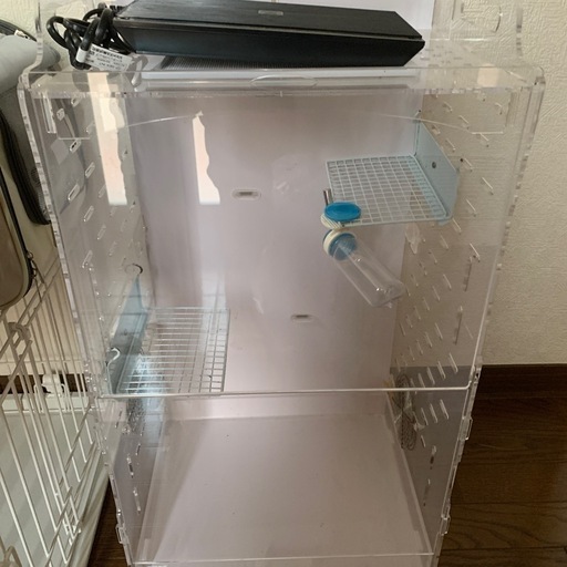 最終値下げ中古品　綺麗です‼️フクロモモンガケージヒーター付き