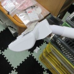 車用　ハンディ　クリーナー　料金箱の横においてるのです　台の上にある３０００円のではありませんの画像