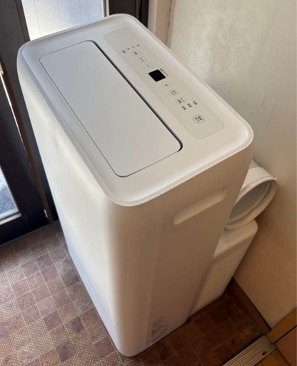 美品 2024年製 アイリスオーヤマ クーラー　工事不用IPA-2823G