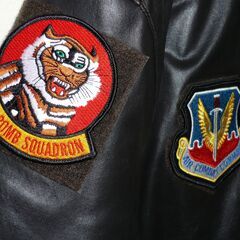 ＵＳＡＦ３７ｔｈ ＢＳ ＢＯＭＢ ＳＱＵＡＤＲＯＮ Ｂ－１Ｂ ランサー・ドライバー仕様 Ａ－２ パイロット・ジャケットの画像
