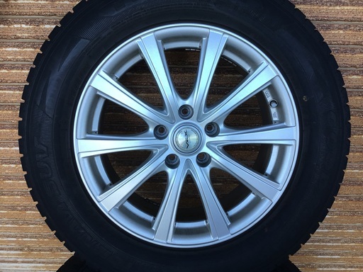 エクストレイル　デリカ　RAV4  グッドイヤーアイスナビ　225/65-17  スタッドレスタイヤ　バリ山