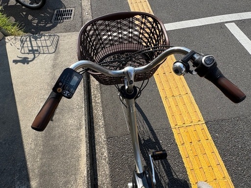 中古 24インチPanasonic電動アシスト自転車　8.9Ah4点灯　大阪