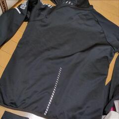 ASICS ブラック ウォームアップウェア フード付き　XLの画像