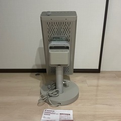 ダイキン 遠赤外線暖房　セラムヒート ERFT11XSE8 2020年製　高年式の画像