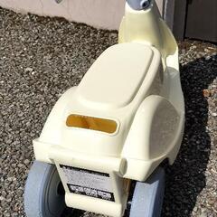 三輪車の画像