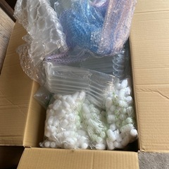 緩衝材いろいろの画像