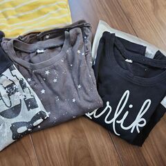 子供服　女の子　Tシャツ　ロングTシャツ　130cm・120cmの画像