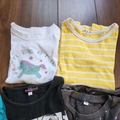 子供服　女の子　Tシャツ　ロングTシャツ　130cm・120cmの画像