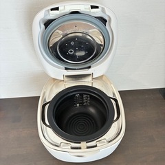 【受付終了】炊飯器タイガー5合炊きの画像