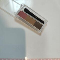 アイシャドウまとめ売りの画像