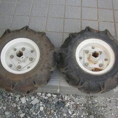 耕運機のタイヤ＆ホイール　の画像
