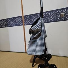 ショッピングカート　買い物　ガラガラの画像