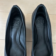トリーバーチパンプスの画像