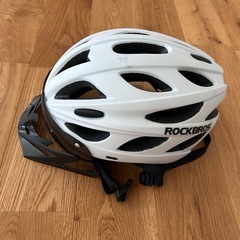 自転車　ヘルメット
の画像