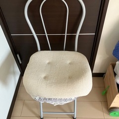 パイプ椅子の画像
