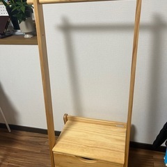 ハンガーラックの画像