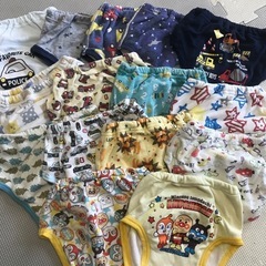 トレーニングパンツ アンパンマン等 90cmと95cm 合計22枚まとめ売り 保育園等にの画像