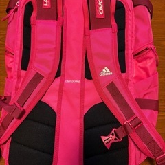 Adidasリュックの画像