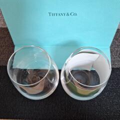 ①TIFFANY＆Co.のガラスタンブラーの画像