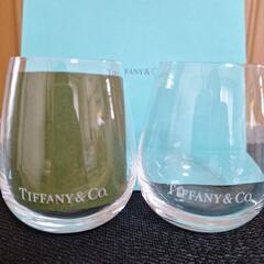 ①TIFFANY＆Co.のガラスタンブラーの画像