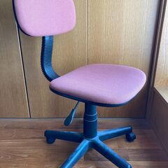 学習用のイス（美品）の画像