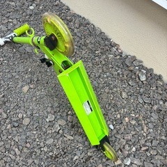 子供用　キックボードの画像