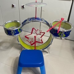 子供用はじめてのドラムセットの画像