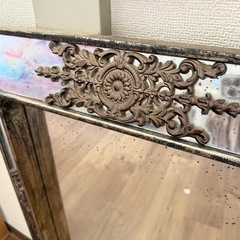 アンティーク鏡の画像
