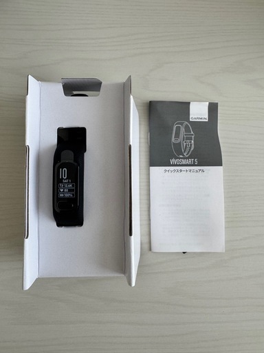 新品未使用　GARMIN VIVOSMART 5