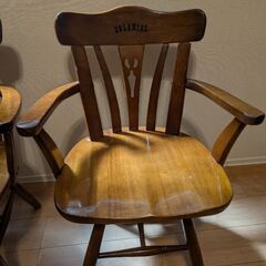 カリモク COLONIAL コロニアル ダイニングチェア 2脚セット 肘付き 回転式 アームチェア アンティークの画像