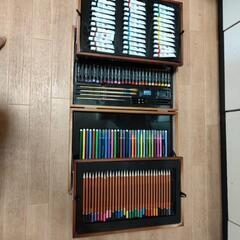 色鉛筆 絵の具セットの画像