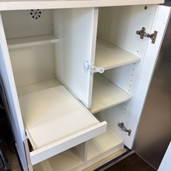 【JY013】ひとり暮らしサイズのキッチンボード　チャイルドロック付の画像