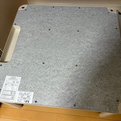 こたつテーブルの画像
