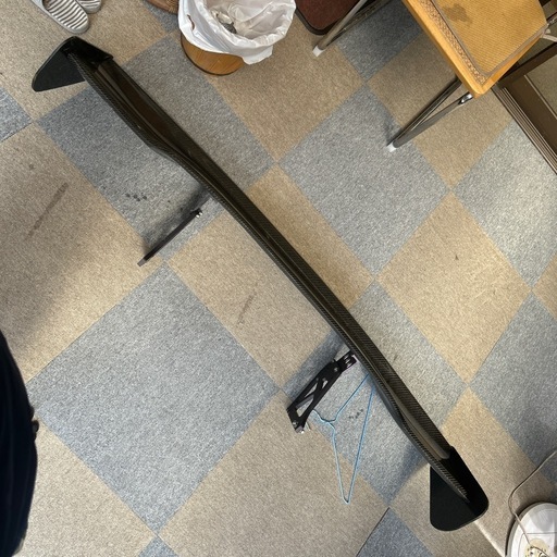 カーボンリアウィング