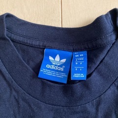 adidasの画像