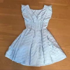 フレイアイディー(FRAY I.D)水色ワンピースドレスの画像