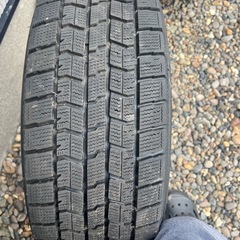 値下げします！205/65r16スタッドレスタイヤの画像