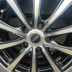 値下げします！205/65r16スタッドレスタイヤの画像
