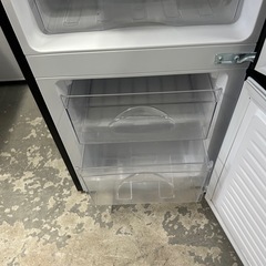お買得☆美品☆ニトリ☆2021年製2ドア☆106L☆ブラック色☆激安洗濯機☆の画像