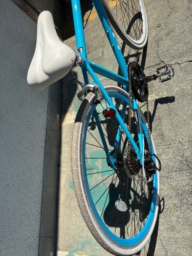 LIG 7段変速　700×28c　クロスバイク