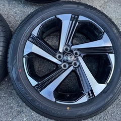 トヨタ ライズ ハイブリッド Z 純正 中古タイヤホイール 6J 17インチ PCD100 5穴 +40 ハブ54の画像