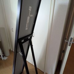 IKEA　スタンドミラー　フラークナン　ブラックの画像