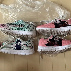 鬼滅の刃　スニーカー　ねづこ　しのぶの画像
