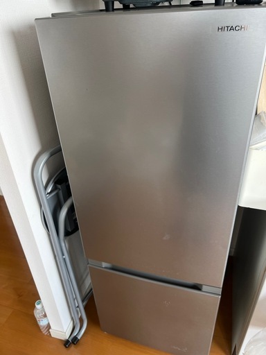 HITACHI 1-2人サイズ　冷蔵庫