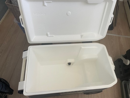 大型クーラーボックス