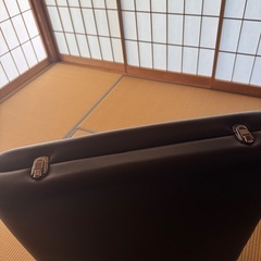折り畳み式施術ベッドの画像